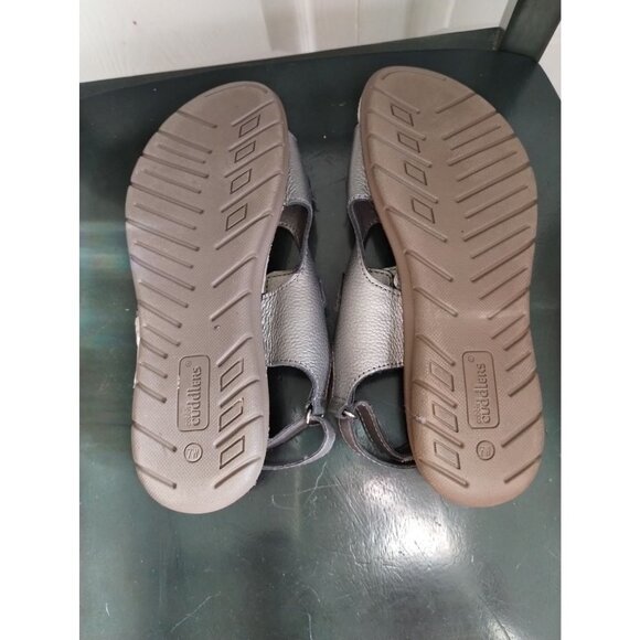 Cobbie Cuddlers Beatrice memo tech pewter leather strap sandals - Picture 4 of 4